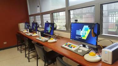 Ministerio de Ciencia y Tecnología equipa 12 laboratorios en Guanacaste 