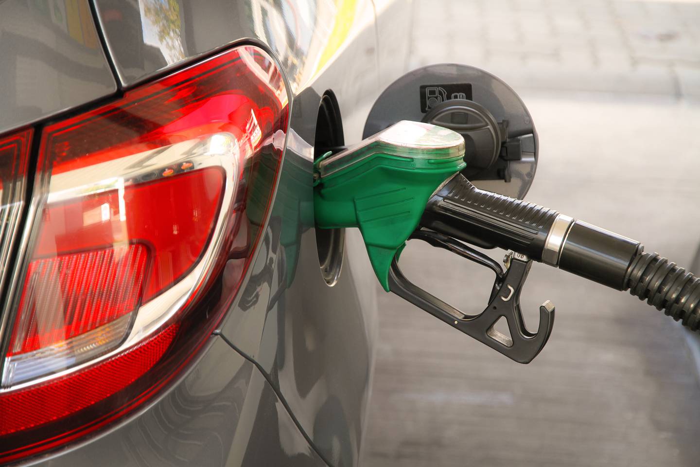 posibilidad número forma Mito o verdad?: comprar gasolina de noche le da más combustible | La Nación