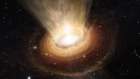 Científicos chilenos recrean crecimiento de los primeros agujeros negros