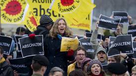 Alemania suspende 7 de sus reactores nucleares