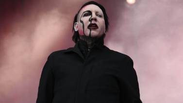 Marilyn Manson se entregará a la policía tras denuncia de camarógrafa a la que habría escupido