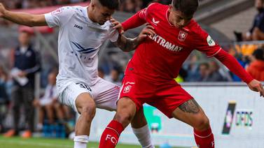 Anthony Contreras y el Riga reciben paliza del Twente de Manfred Ugalde