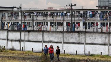 Fiscalía investiga torturas y desapariciones en cárcel de Colombia