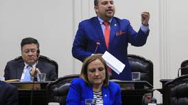 Con 40 votos a favor y 9 en contra, plenario pide inhabilitar a Luis Guillermo Solís