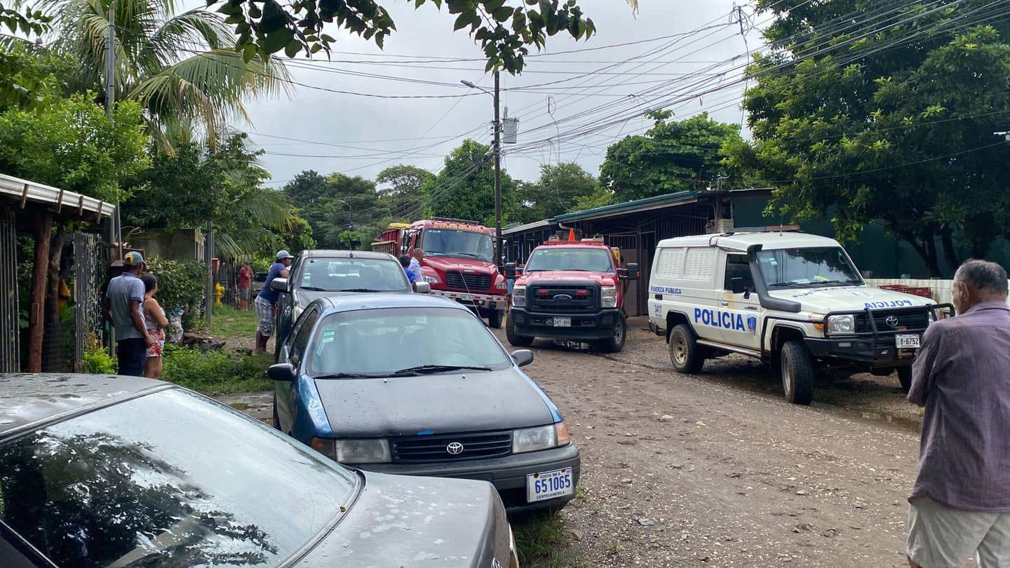 El trágico hecho ocurrió en el barrio Los Camarenos, en Santa Cruz de Guanacaste. Foto Guana Noticias.