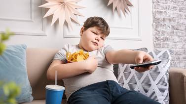 Premiar o castigar con comida aumenta el riesgo de obesidad