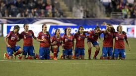 Selección femenina cerrará su preparación para el mundial con dos fogueos ante Colombia
