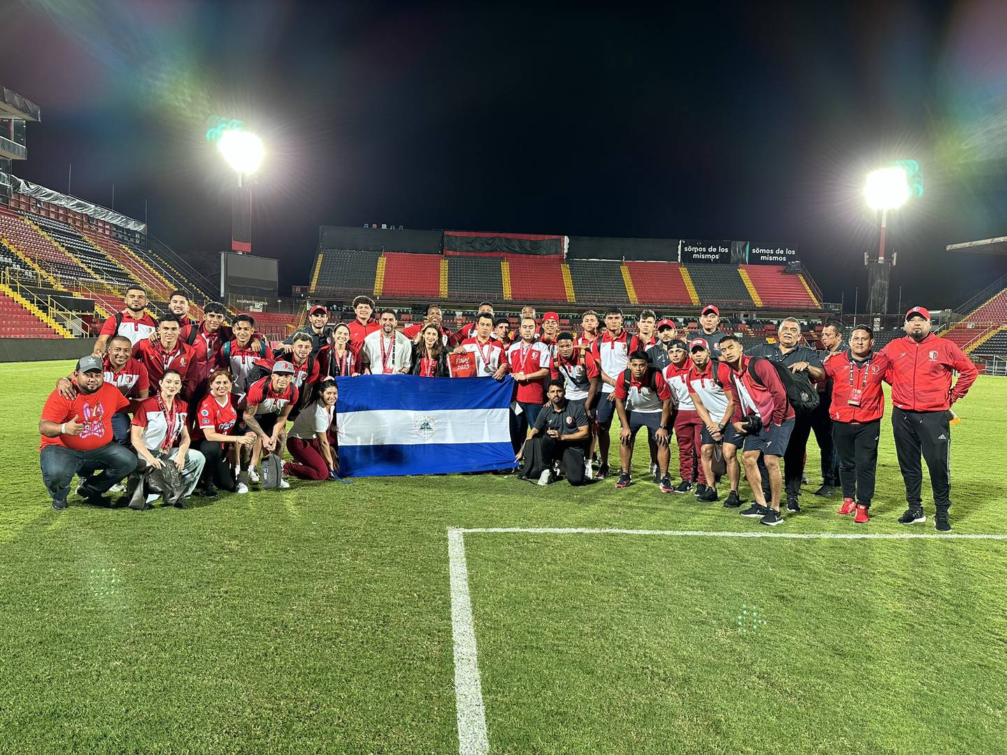 El Real Estelí fue un digno rival en la final de la Copa Centroamericana de Concacaf y regresa a casa con la frente en alto, luego de hacerle un buen juego a Liga Deportiva Alajuelense en el Estadio Alejandro Morera Soto.