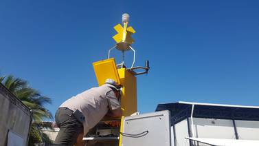 ‘Boya’ de alta tecnología monitorea el Pacífico a 11 km de Quepos