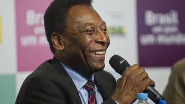 Brasil preparado para Confederaciones pero no para Mundial, dicen Pelé y Cafú