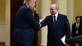 
Políticos arremeten contra Donald Trump por debilidad frente a Rusia
