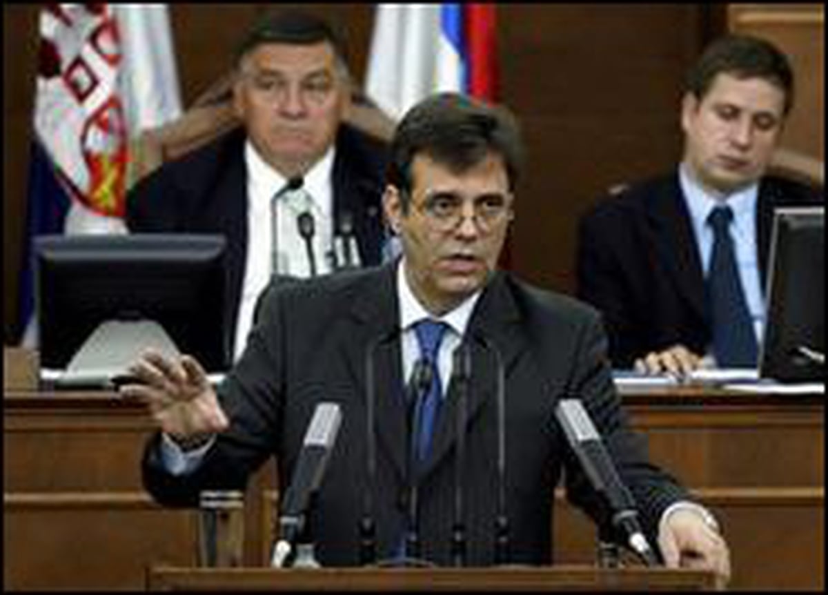 El Parlamento serbio aprueba un nuevo gobierno La Nación