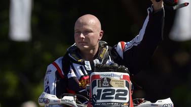  La muerte de un corredor de motos belga enluta el Rally Dakar 2014