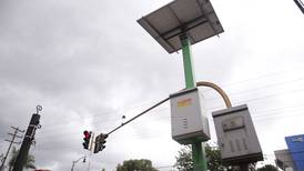 Energía solar llegará a semáforos de 110 intersecciones en San José