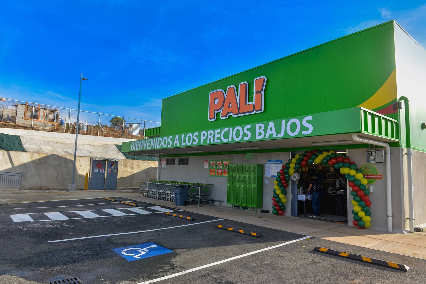 Walmart dijo que este 2021 abrió en total ocho tiendas del formato Palí. Una de las últimas se encuentra en Juan Viñas, cantón de Jiménez, Cartago. Foto: Cortesía