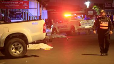 Tres personas muertas y un herido deja confusa balacera en el centro de Coronado