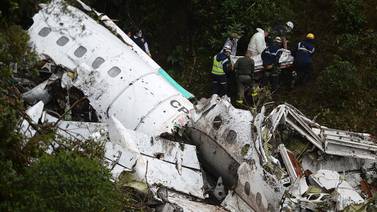 Avión en el que viajaba Chapecoense se estrelló por falta de combustible