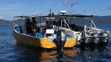 Lancha pesquera deportiva transportaba 348 kilos de cocaína en el Pacífico