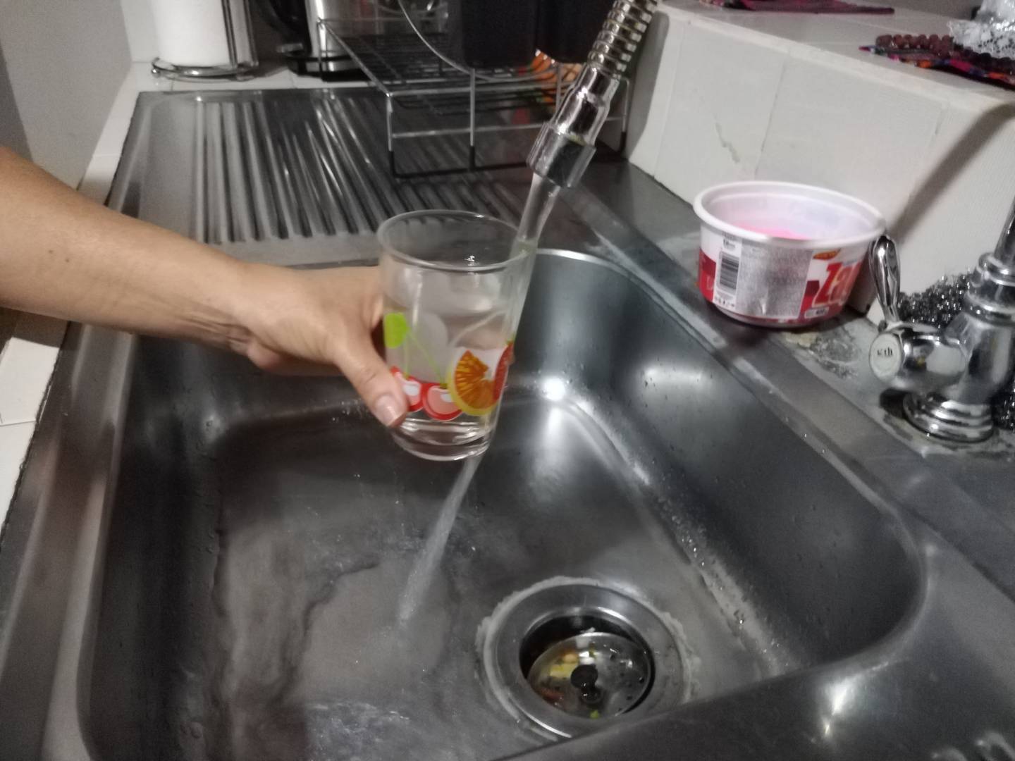 Falta de agua de calidad en hogares costarricenses preocupa a nutricionistas