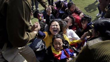 China detuvo a tibetanos que vieron al dalái lama