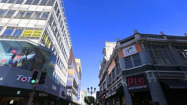 Publicidad exterior aprovecha vacíos en fiscalización para poblar las calles de San José 