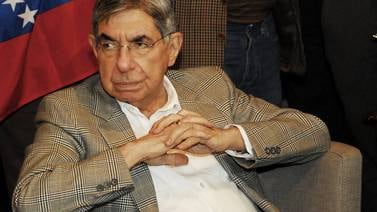 Óscar Arias critica el apoyo del PLN al Presupuesto Nacional del 2016