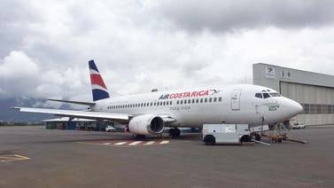 Permiso de explotación retrasa vuelo de Air Costa Rica hacia Guatemala