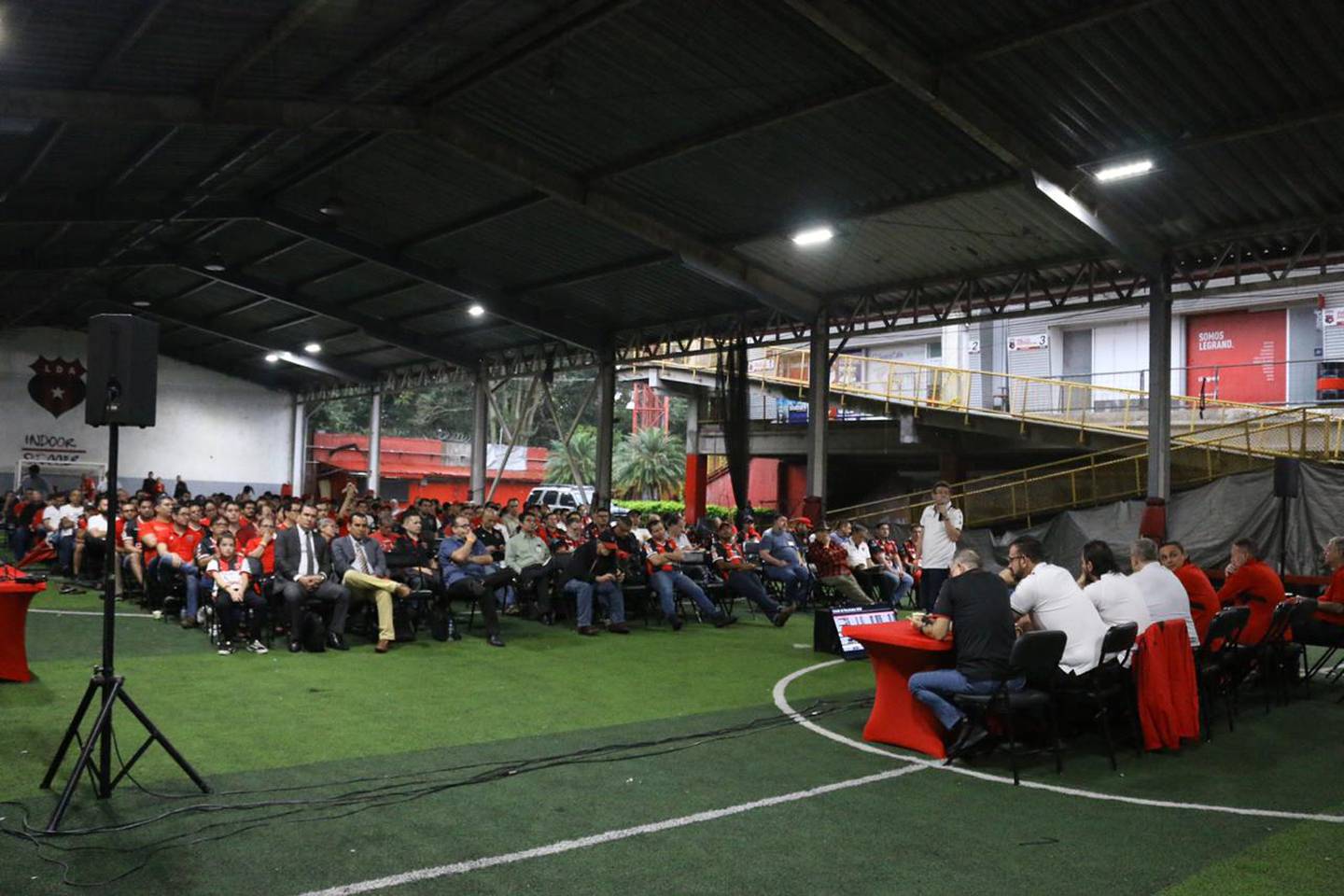 Las asambleas de Alajuelense siempre cuentan con una cantidad importante de socios que acuden a la cita. Fotografía: Prensa Alajuelense