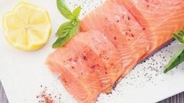 El salmón:  un manjar    <em>gourmet</em>  en su mesa