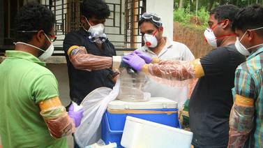India: Virus Nipah deja cinco muertos y decenas de personas en cuarentena
