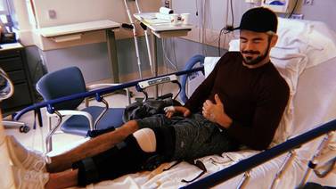Operan a Zac Efron tras sufrir un desgarre en los ligamentos de la rodilla 