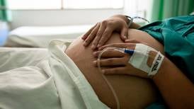 Bebé de madre con covid-19 nació este jueves en Hospital México