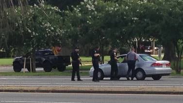 Tres policías muertos tras ser tiroteados en Baton Rouge, Estados Unidos