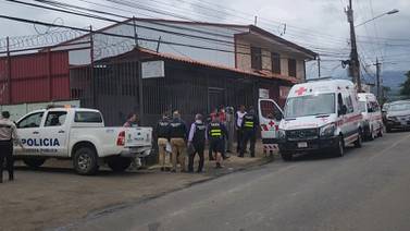 Mujer muere en balacera en Alajuela