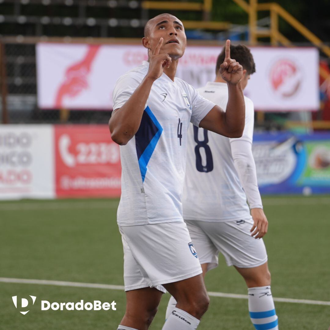 Francisco Valecillos anotó el único tanto del partido para la Selección de Nicaragua, frente al Herediano. Cortesía Real Estelí