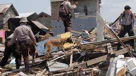 Poco chance de hallar supervivientes por sismo y sunami en Indonesia