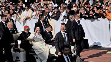 Papa Francisco llama a los  jóvenes a eludir la vida criminal
