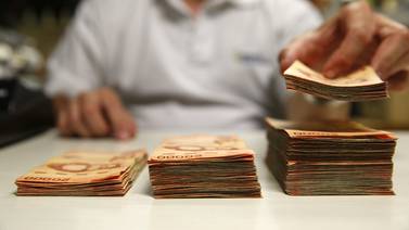 ‘Ley de usura’ provoca 24.000 consultas diarias de historial de pago de deudores en Sugef 