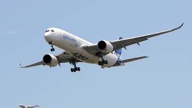 El Airbus A350 finalizó con éxito su vuelo de prueba