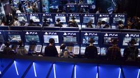 Sony y Microsoft restablecen parcialmente servicios en línea de PlayStation y Xbox