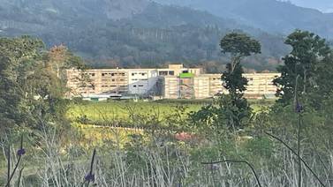 CCSS ‘salva’ a torre del Hospital de Niños de orden de suspender nuevas construcciones