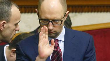 Primer ministro de Ucrania renuncia tras ruptura de coalición oficialista del Parlamento