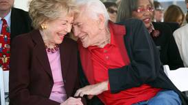 Página Negra: Kirk Douglas y Anne Buydens, casi 70 años de vivir, amar y aprender