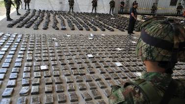 Ejército colombiano halla 3,9 toneladas de cocaína