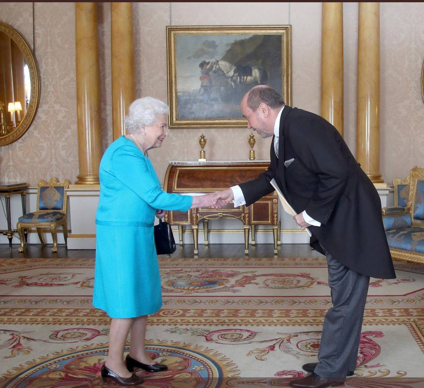 En marzo de 2019, Rafael Ortiz le presentó las credenciales a la reina Isabel II como embajador de Costa Rica en Reino Unido.