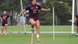 Amelie Araya es convocada de última hora a la Selección Sub-20 Femenina para jugar el Mundial