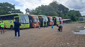 Gobierno otorgó traslado de migrantes a dos autobuseras sin realizar concurso