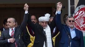 Afganistán se sume en crisis política con dos presidentes declarados