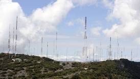 Torres del Irazú serán reubicadas para evitar   fallas en comunicaciones