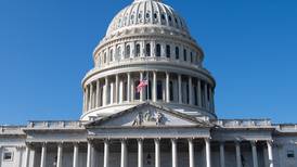 Senado de Estados Unidos aprueba proceso exprés para evitar la crisis de la deuda